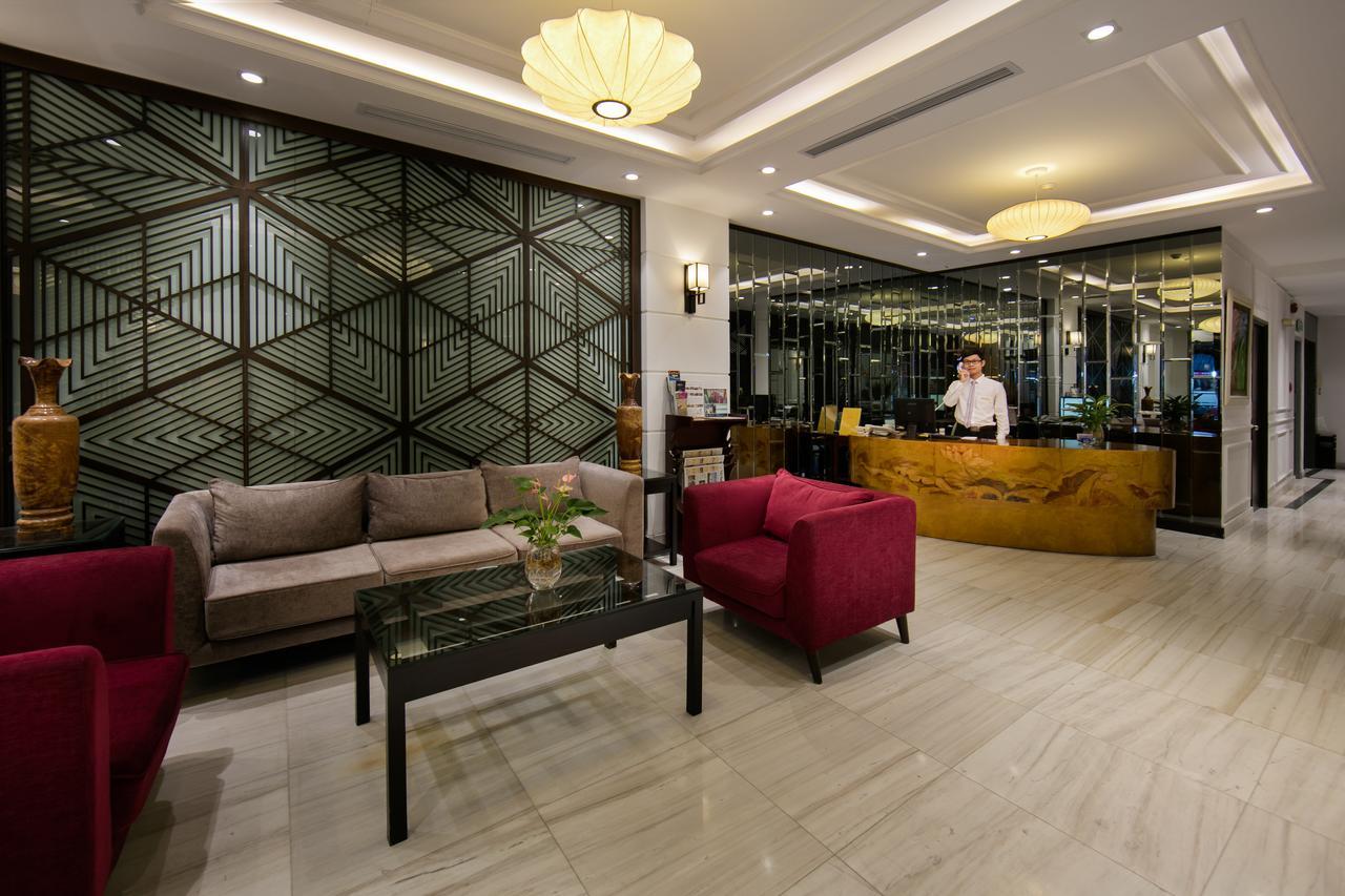 Quoc Hoa Premier Hotel 4*