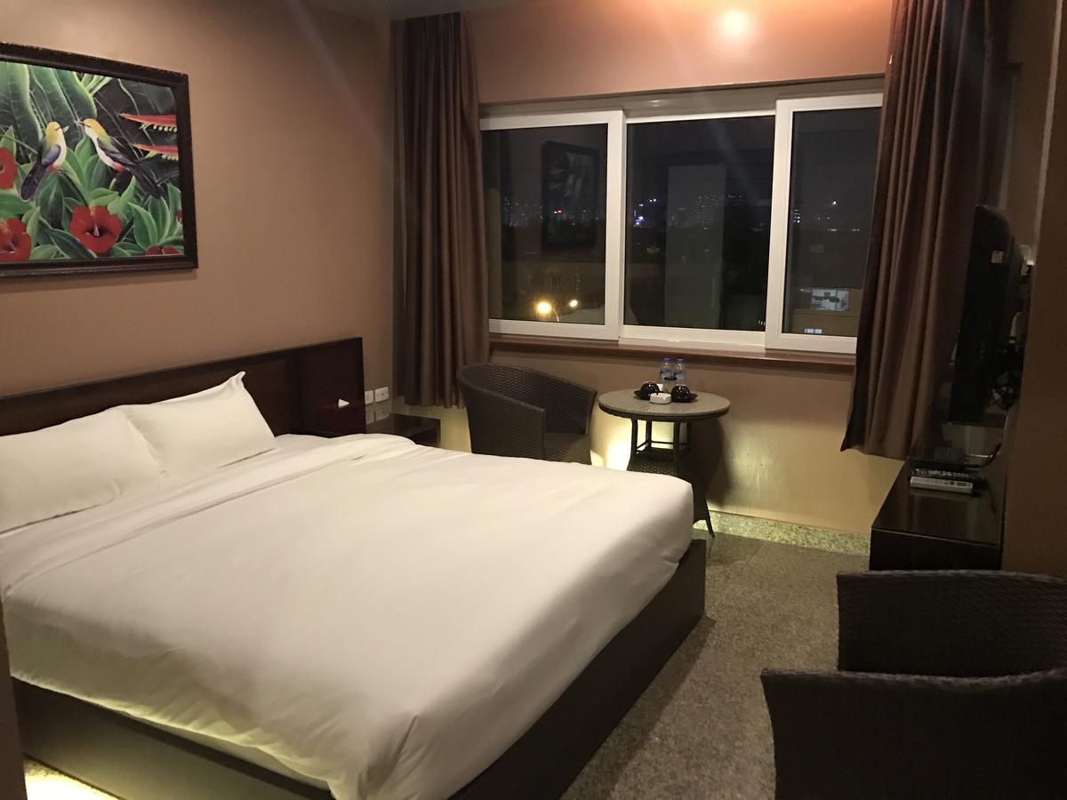 Khách sạn Le Grand Hà Nội 3*