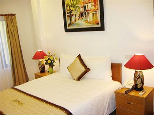Blue Moon Hotel 2*