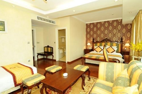 Hotel Royal Gate 3*
