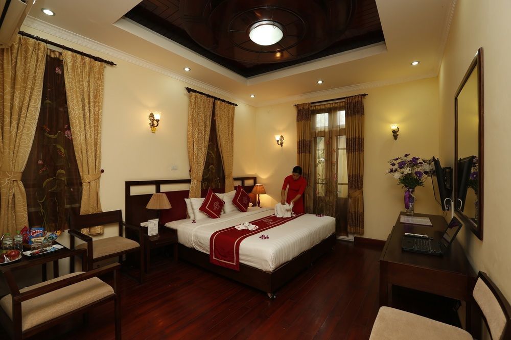 Posh Boutique Hotel