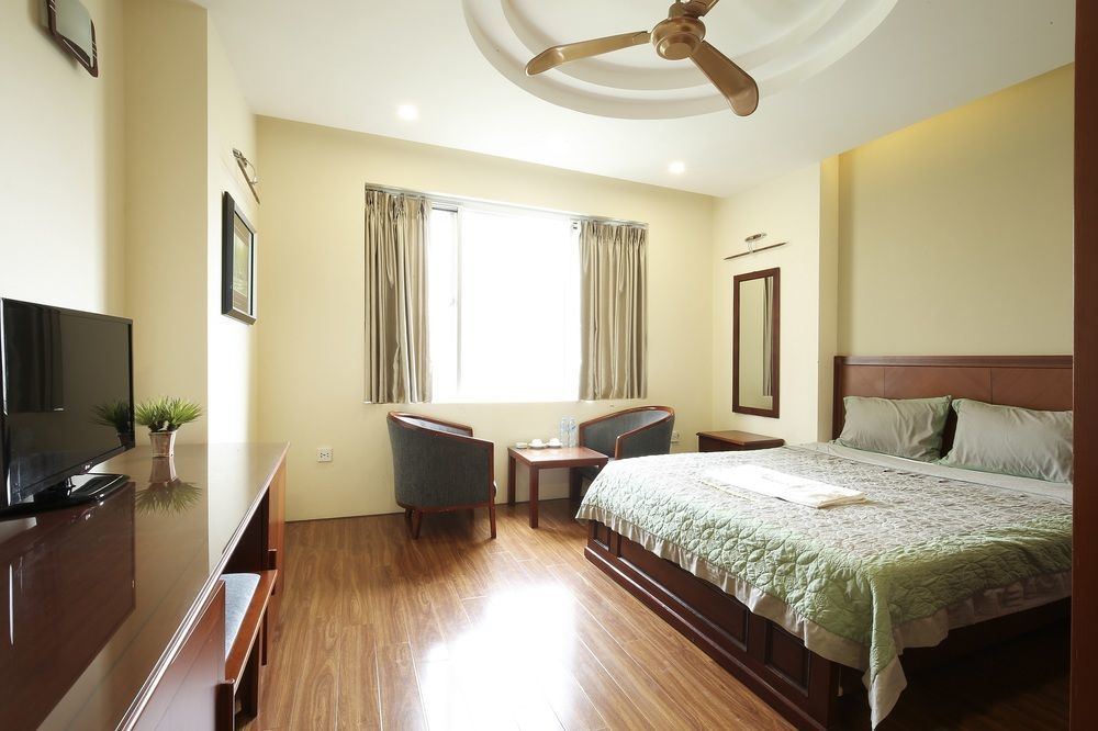 V-studio 3 3* Hà Nội