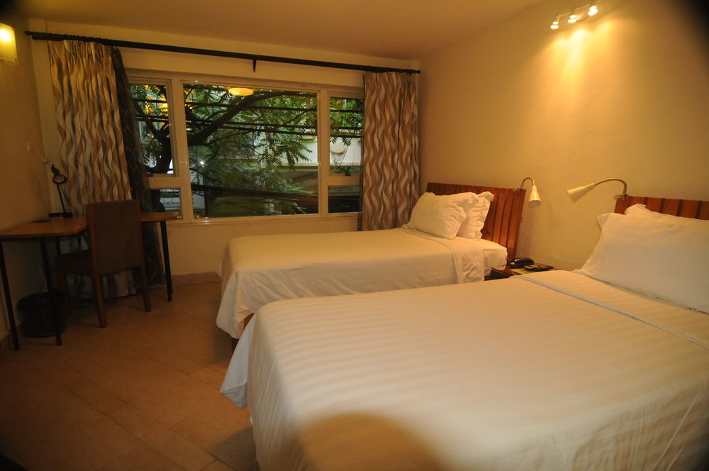 Iris Boutique 3* Hanoi