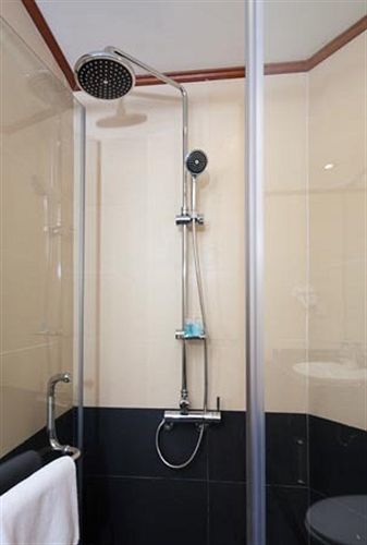 Hotel A25 - 23 Quan Thanh Hanoi