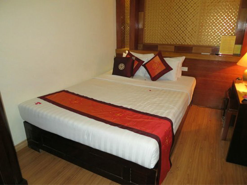 Aquarius Grand Hotel