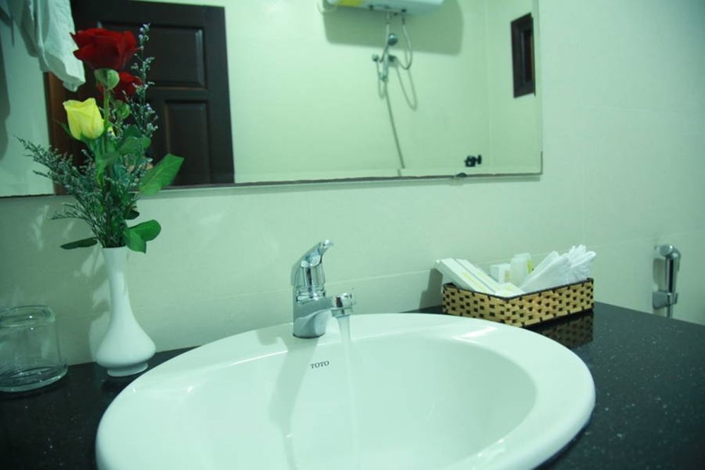 A25 - 44 Hang Bun Hotel 2*