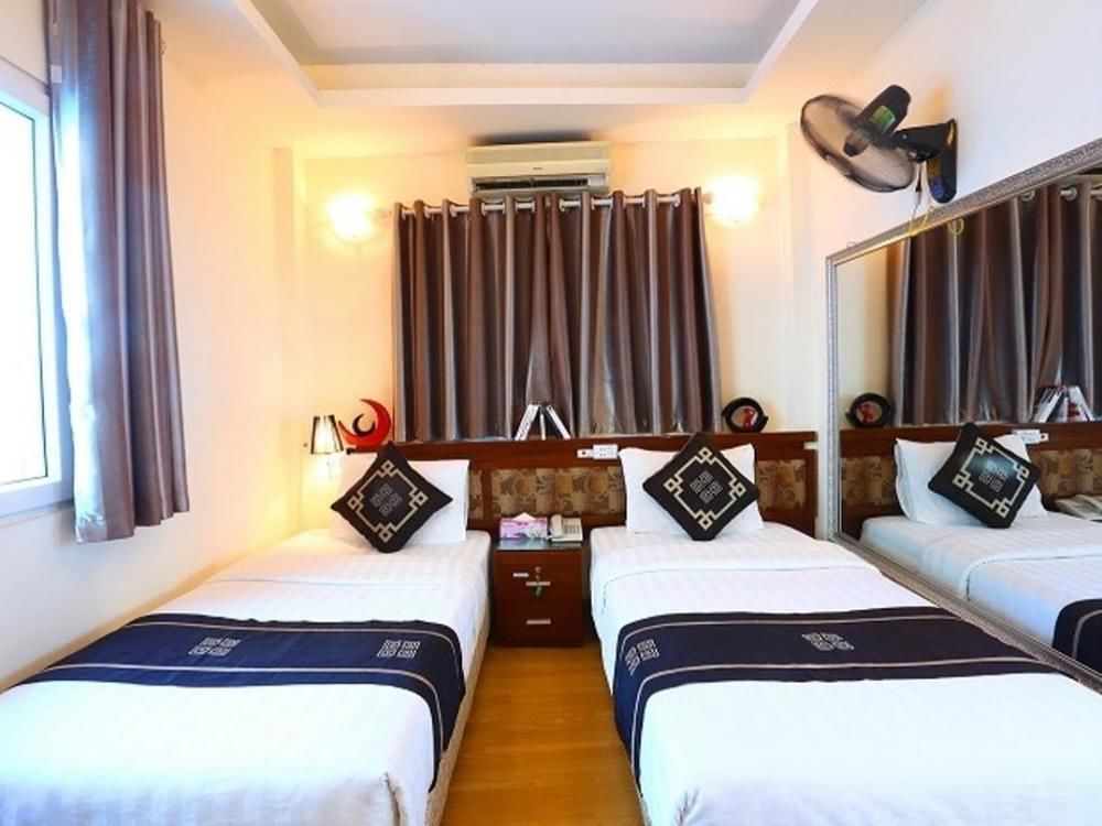 A25 Hotel - 57 Quang Trung Hotel 2*
