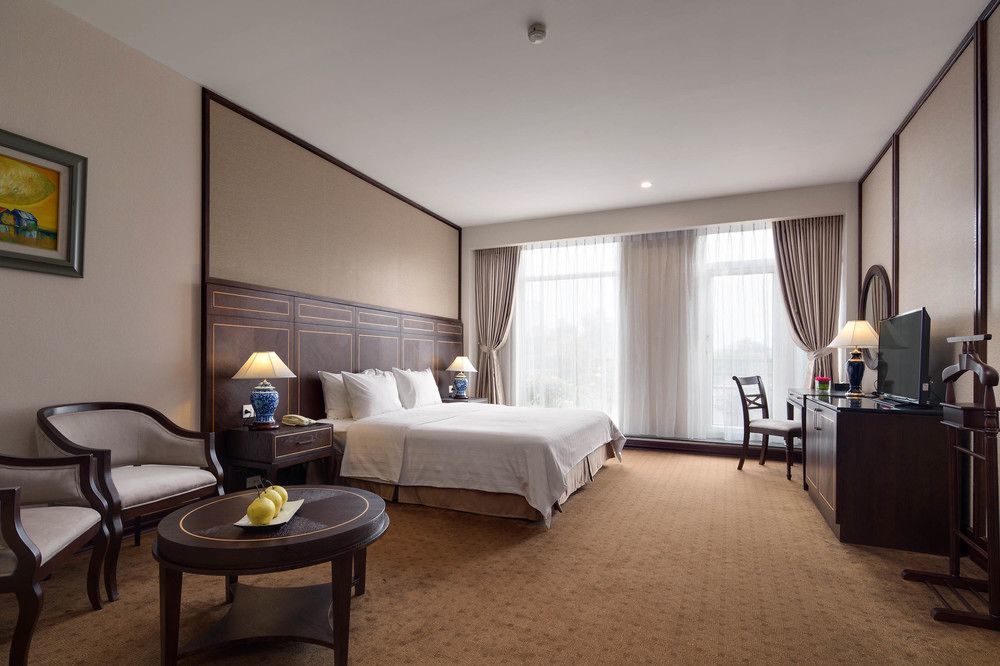 Zephyr Boutique Hanoi