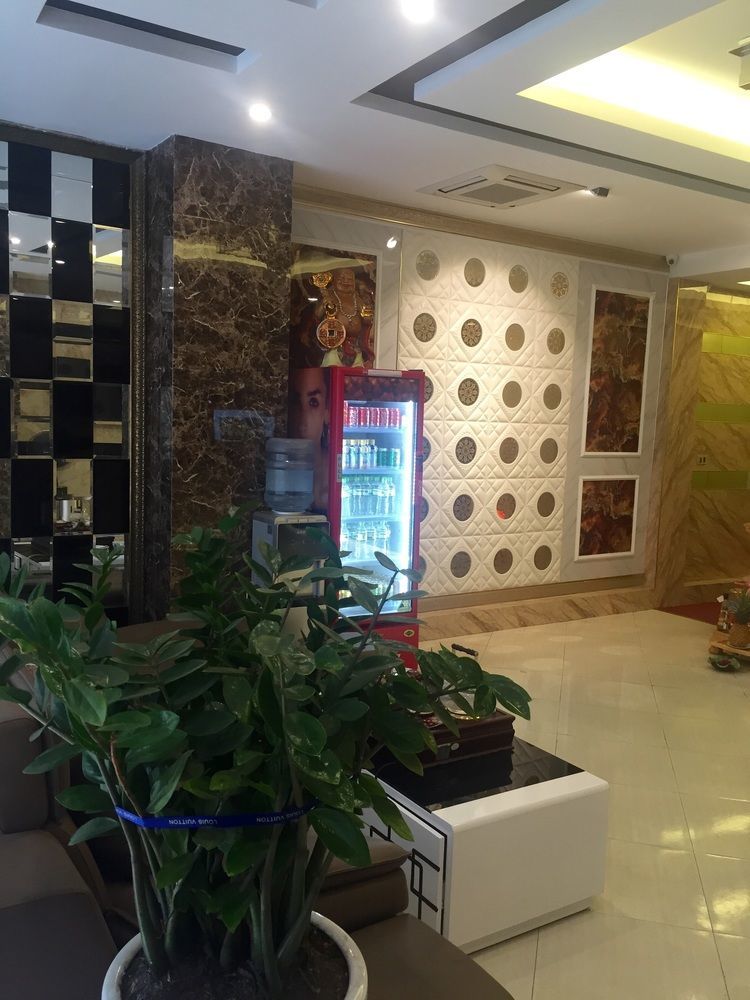 The Royal Near West Hotel 3*