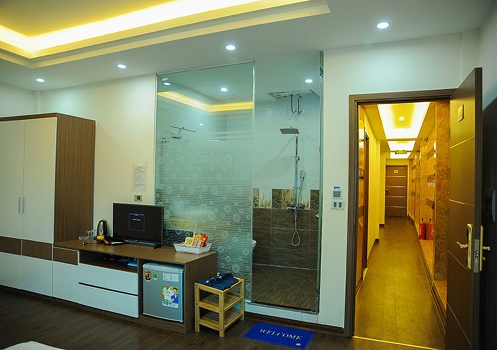 The Royal Near West Hotel 3*