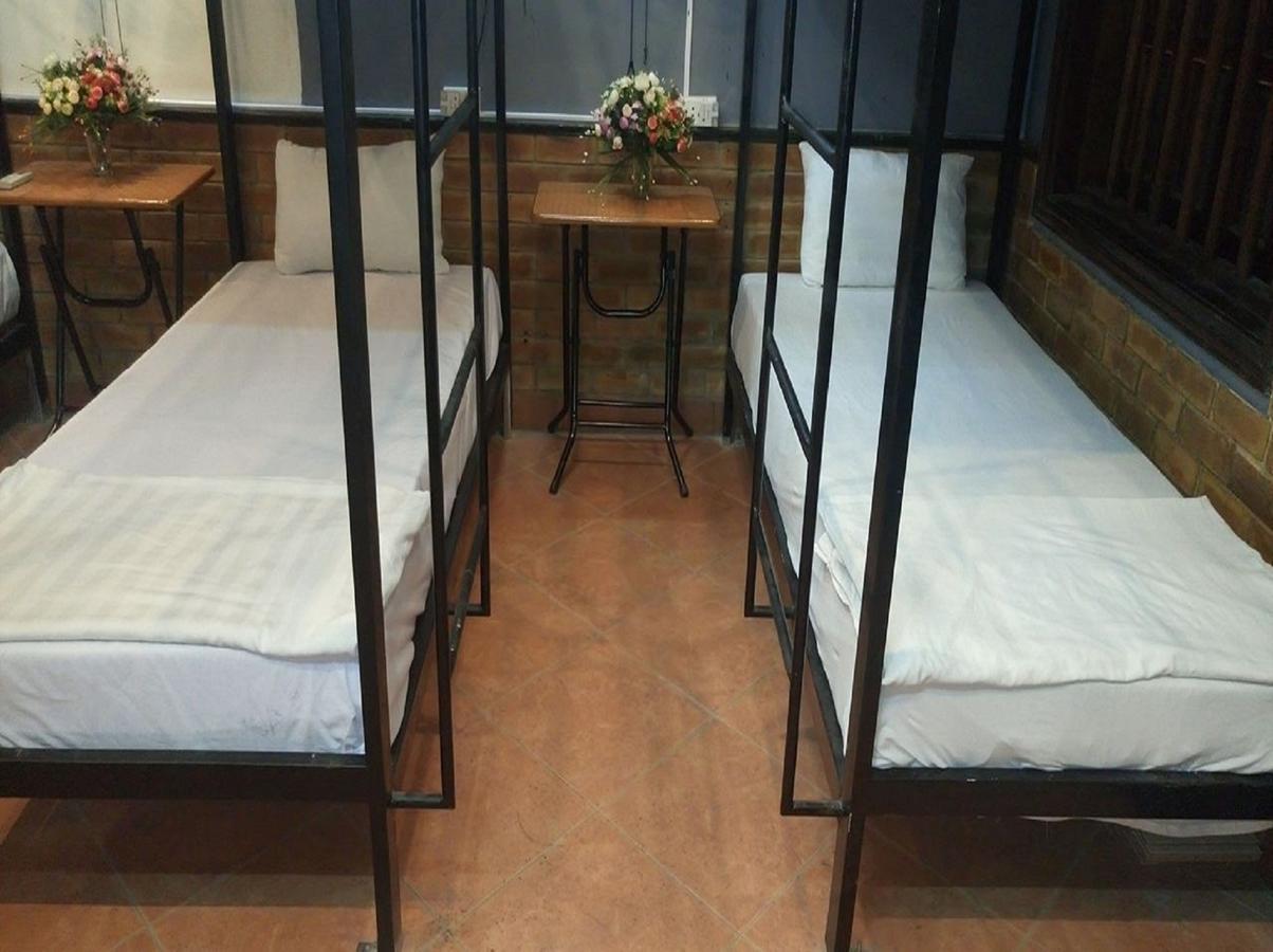 Hostel Bluestar 2