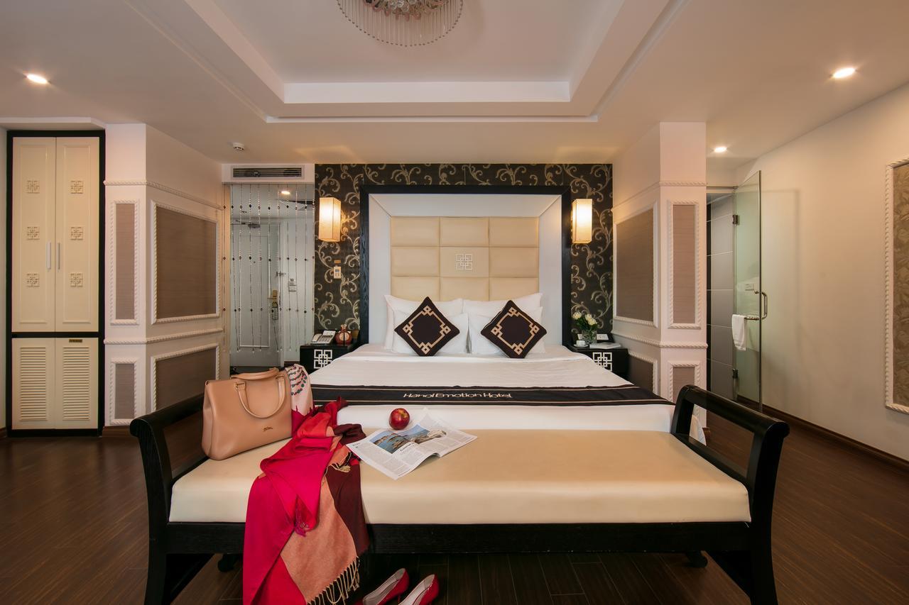 Emotion Hotel