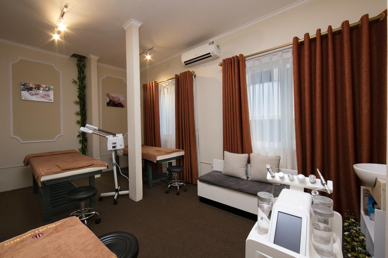 Hotel Center Silk Premium & & Travel