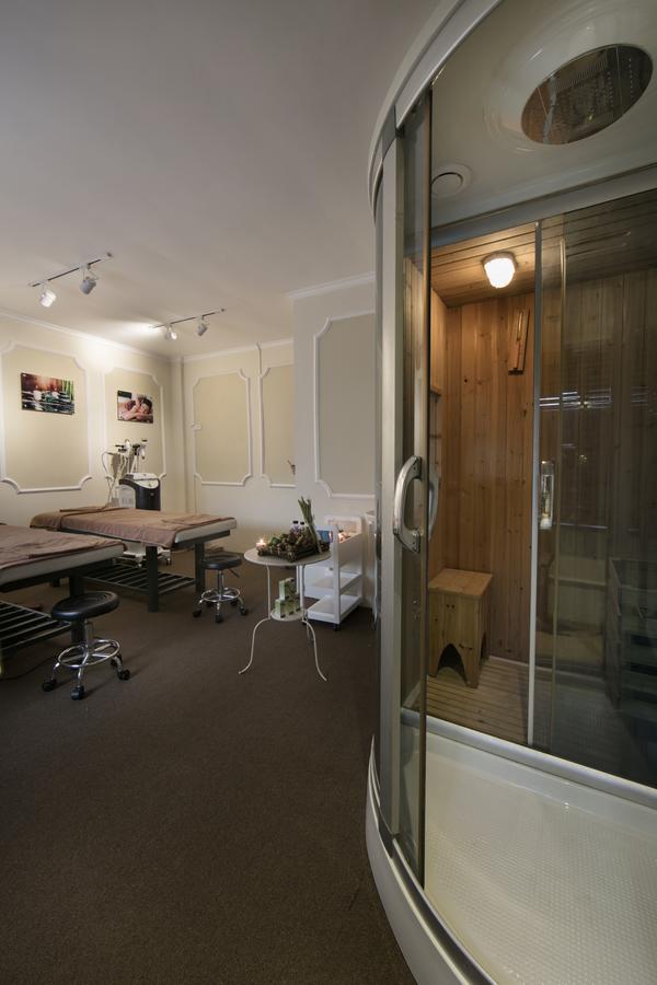 Center Silk Premium & & Travel Hotel