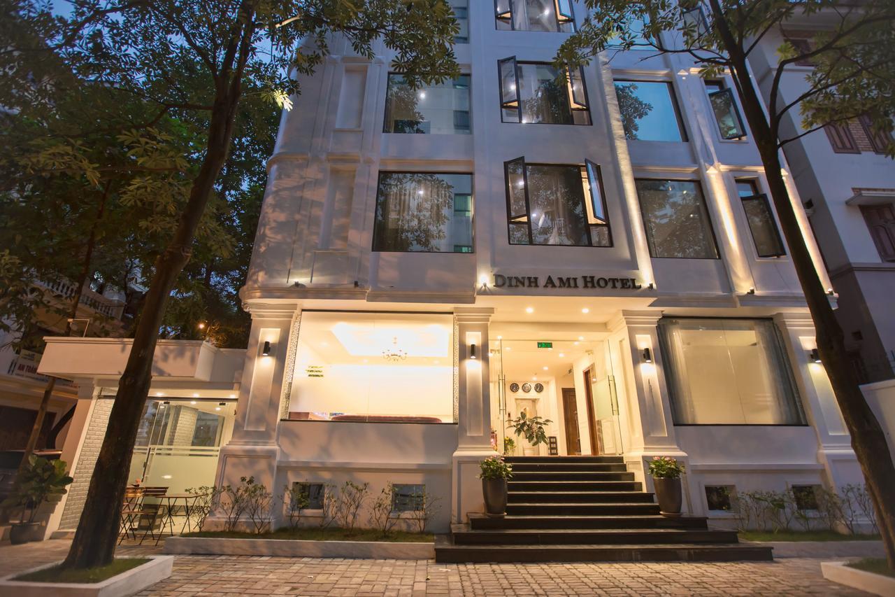 Dinh Ami Hotel 3*