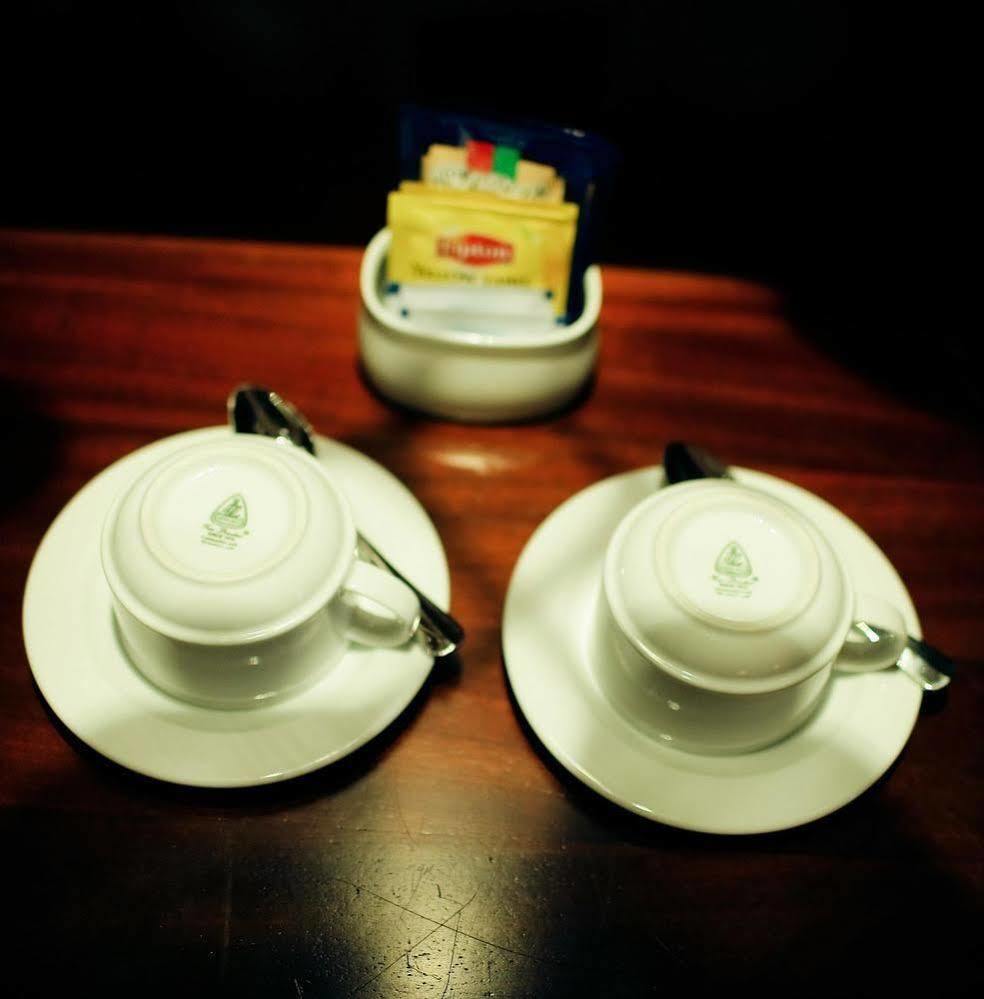 Zephyr Boutique 4* Hanoi