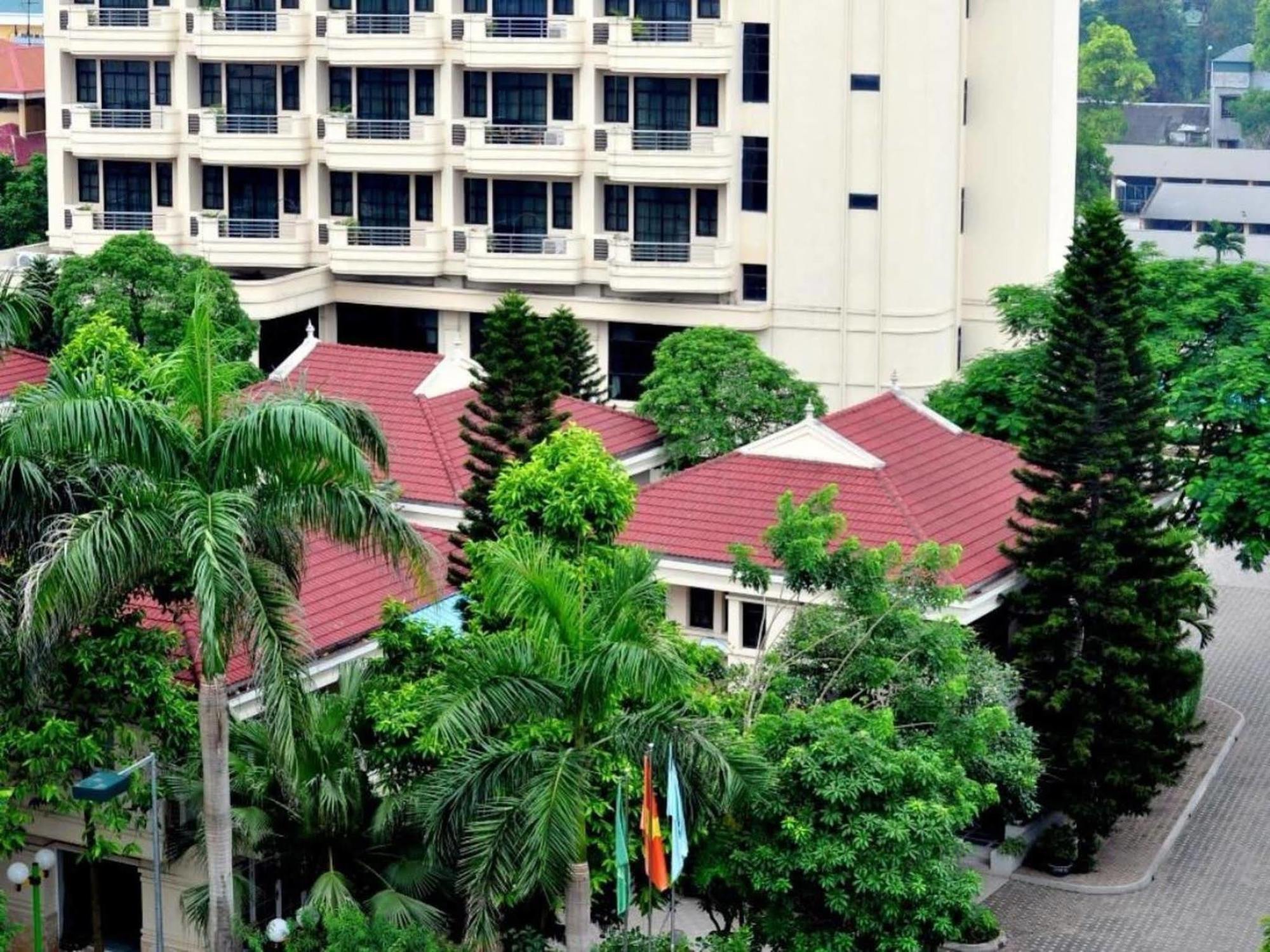 Oriental Palace 3*