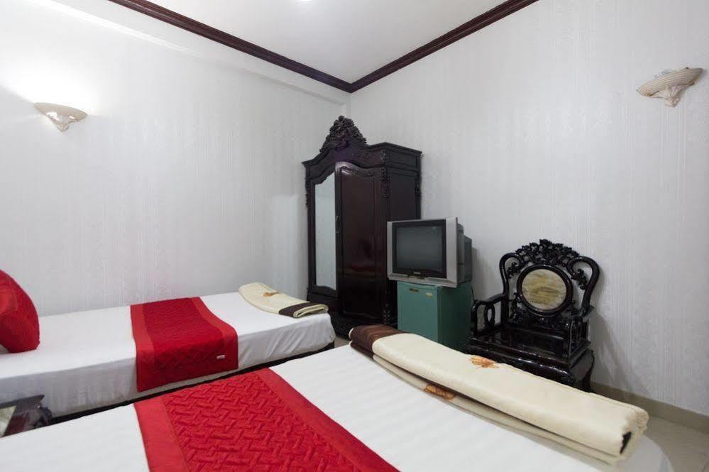 Crystal Hotel 3*