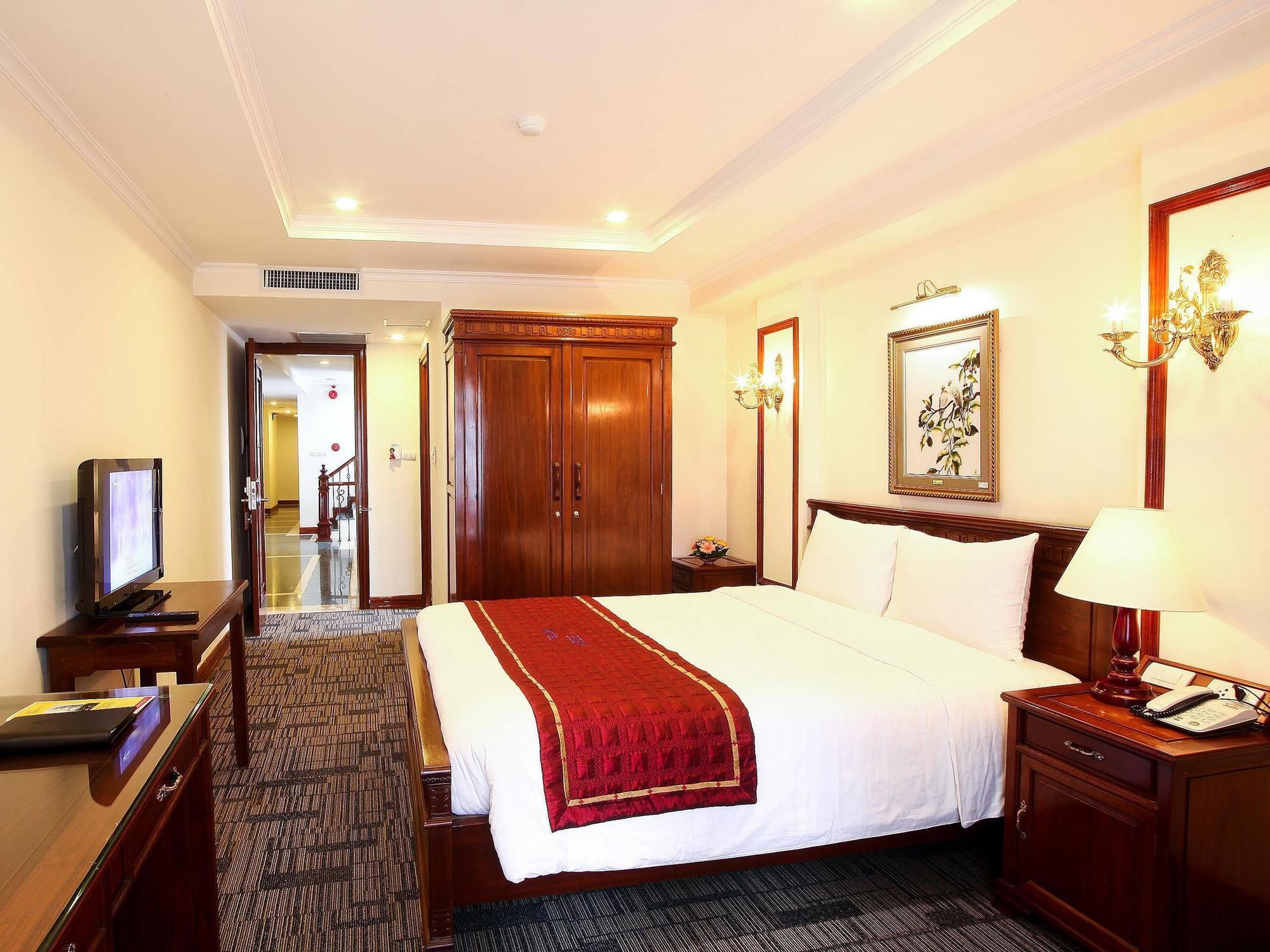 Eden Ha Noi 4*
