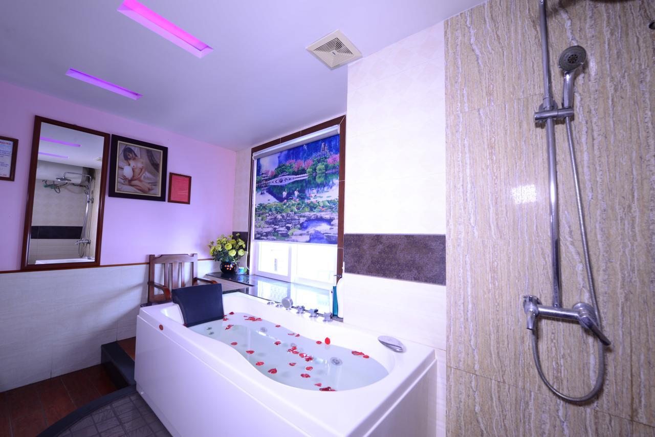 Blue Luxury Hotel 3*