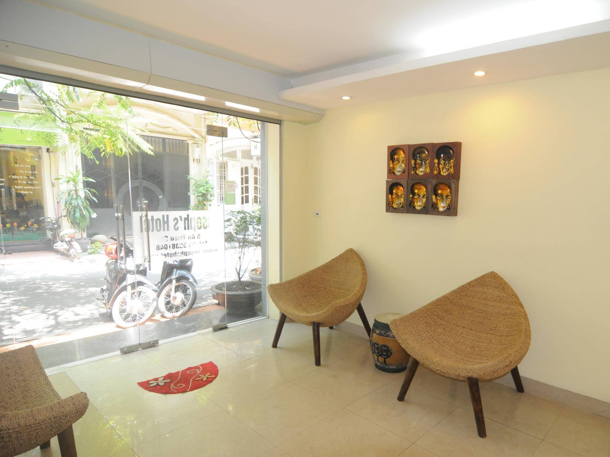 Iris Boutique 3* Hanoi