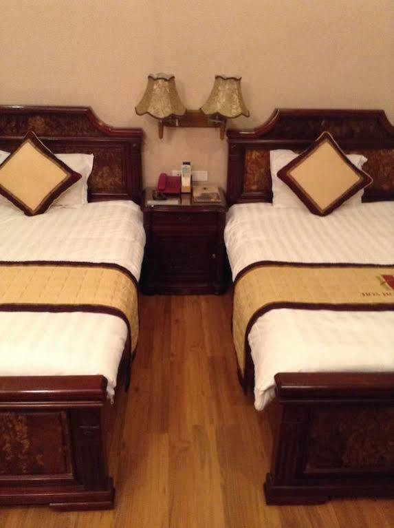 Hoa Hong - Xa Dan Hotel Hanoi