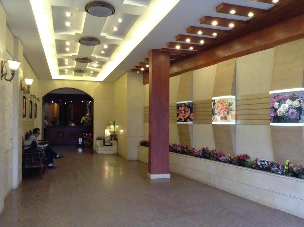 Hotel Hoa Hong - Xa Dan