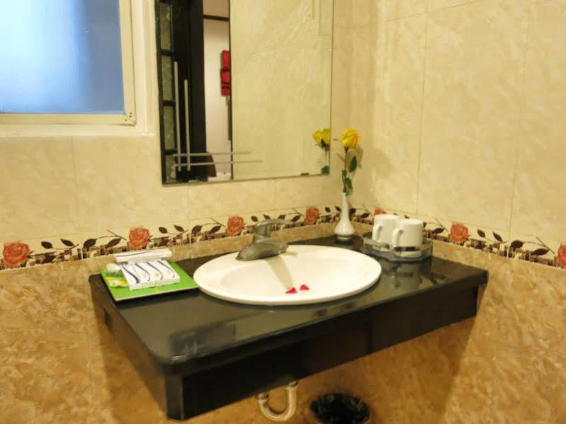 Aquarius Grand Hotel Hanoi