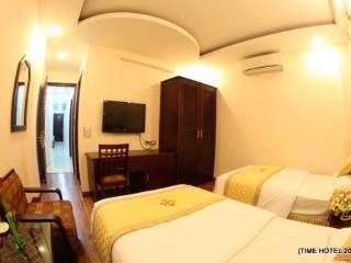Cristina Center & 3*