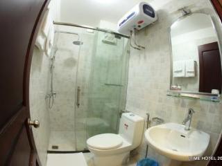 Cristina Center & Hotel