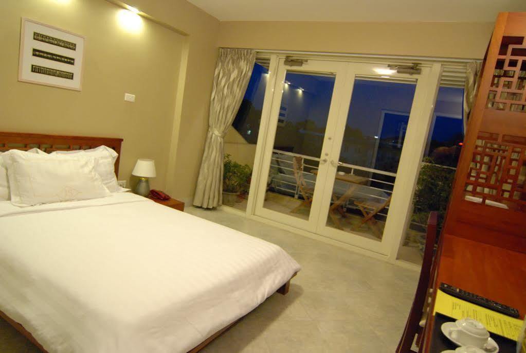 Iris Boutique Hotel Hanoi