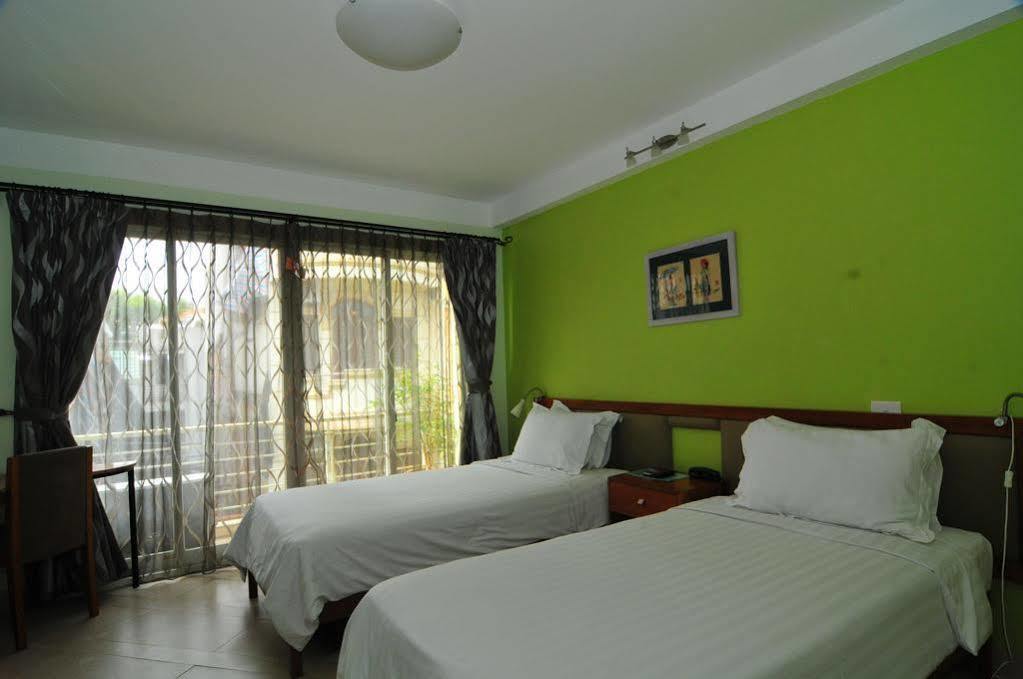 Iris Boutique Hotel Hanoi