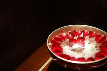 Emerald Waters Classy 4* Hanoi
