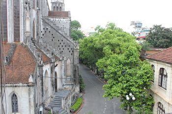 Iris Boutique Hanoi