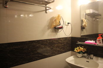 A25 - 150 Nguyen Thai Hoc Hotel