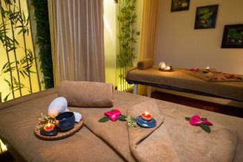Charm & 3* Hanoi