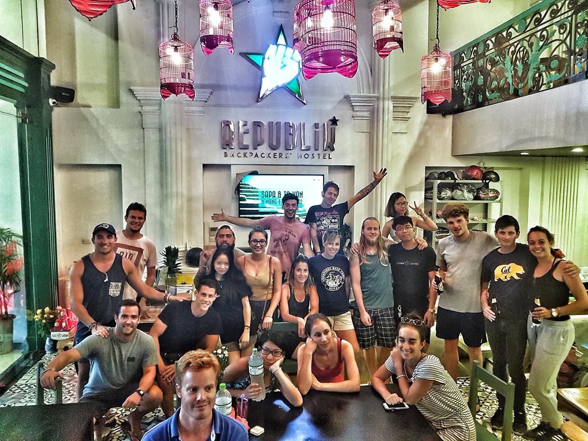 Republik Backpackers Hostel *