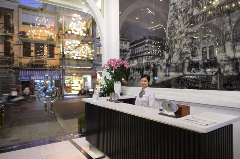 Victor Gallery & 4* Hanoi