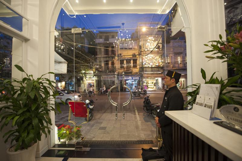Hotel Victor Gallery & 4*