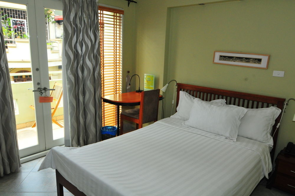 Hotel Iris Boutique 3*