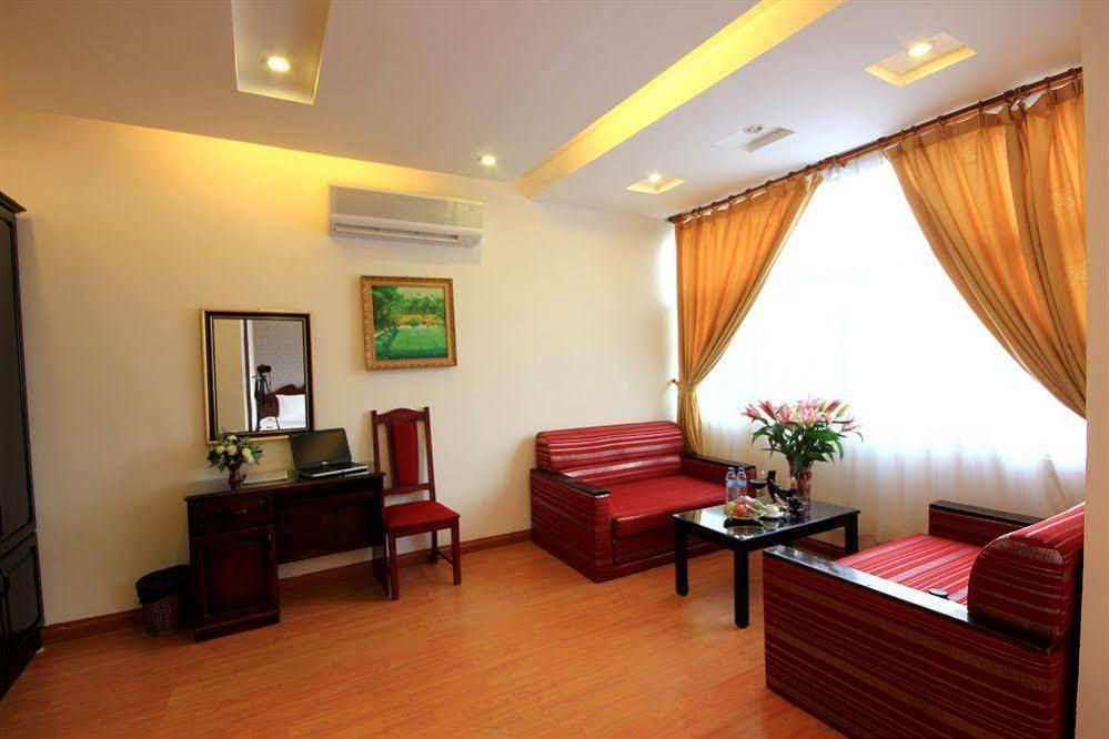 Royal Palace 2 4* Hanoi