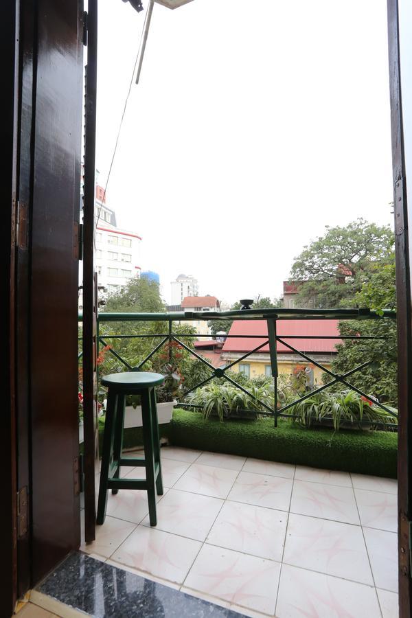 Tuti Lakeside Hà Nội