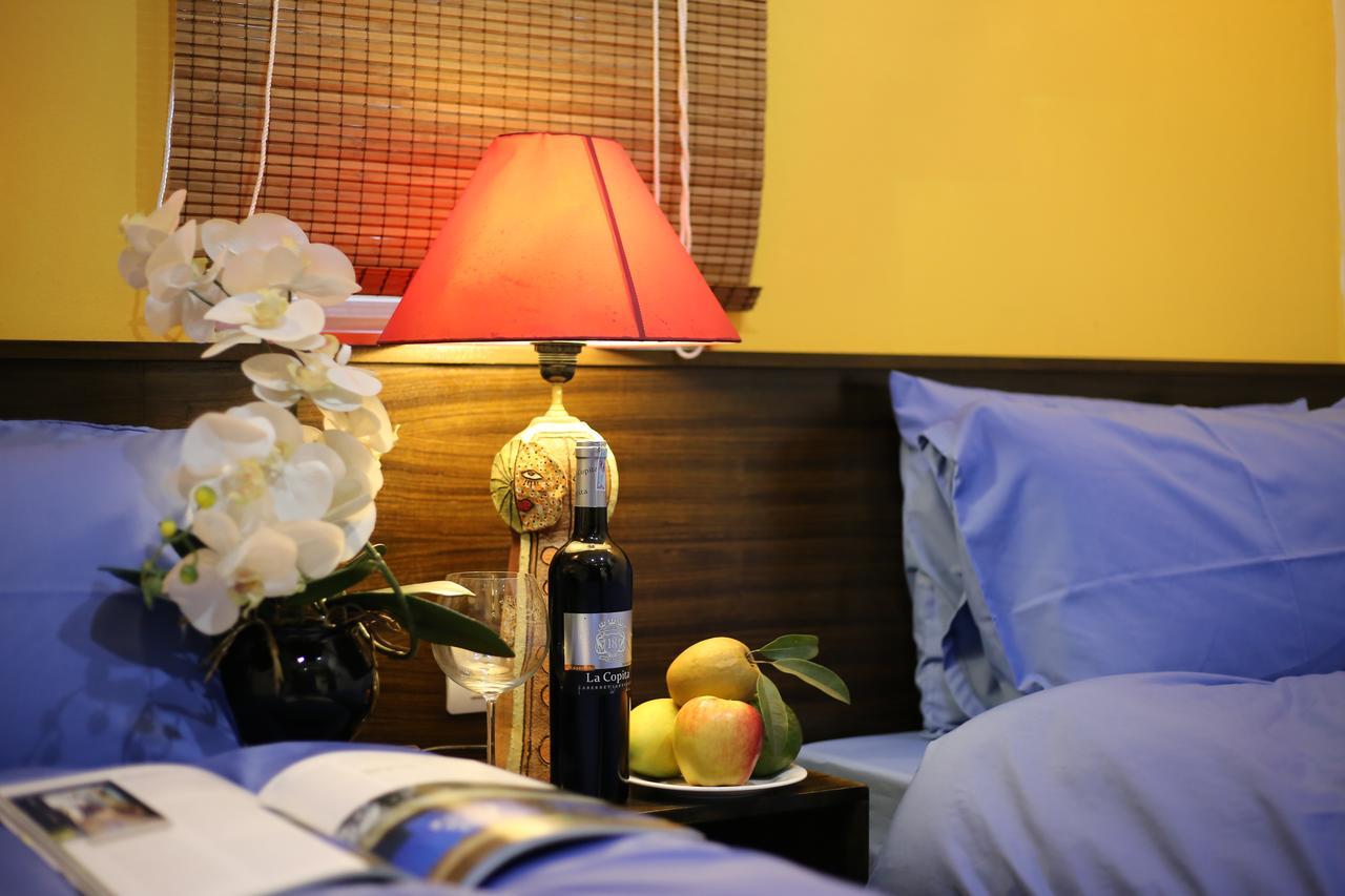 Tuti Lakeside Hà Nội