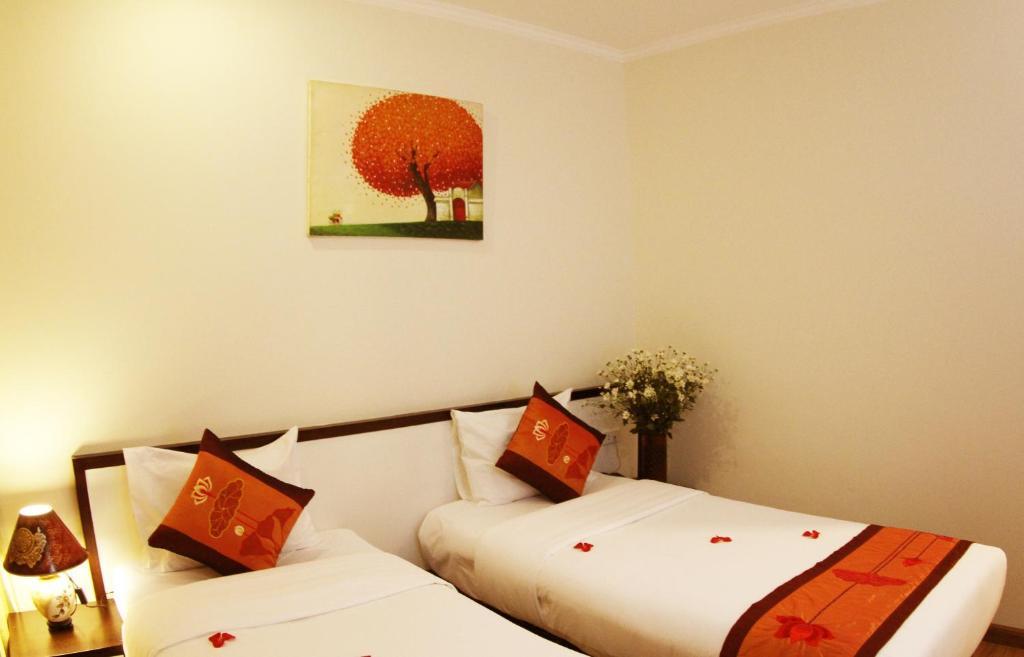 Rising Dragon Estate Hotel