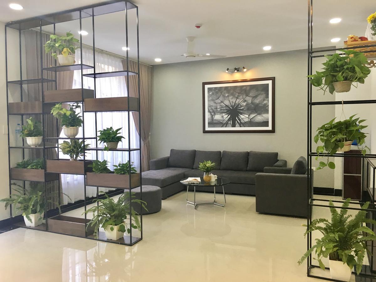 V House 6 Serviced 3*