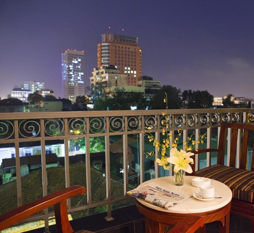 Conifer Boutique 4* Hanoi