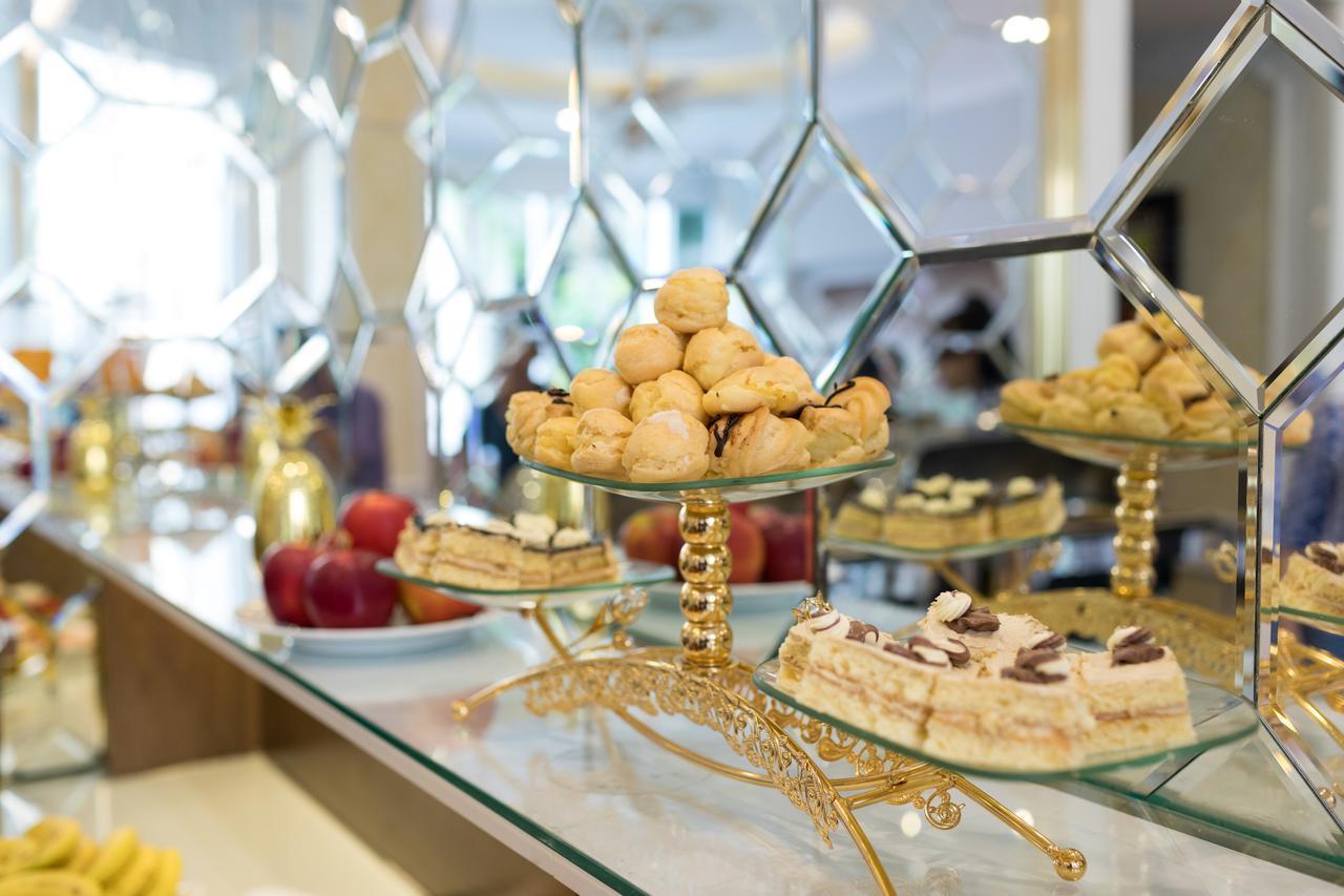 Hotel Lotus Boutique 4*