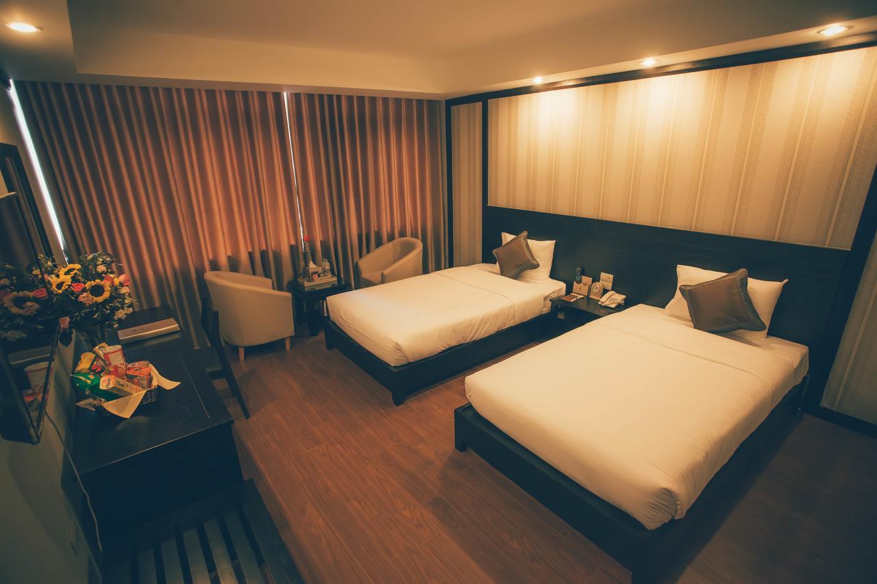 Friendship Hotel 4*