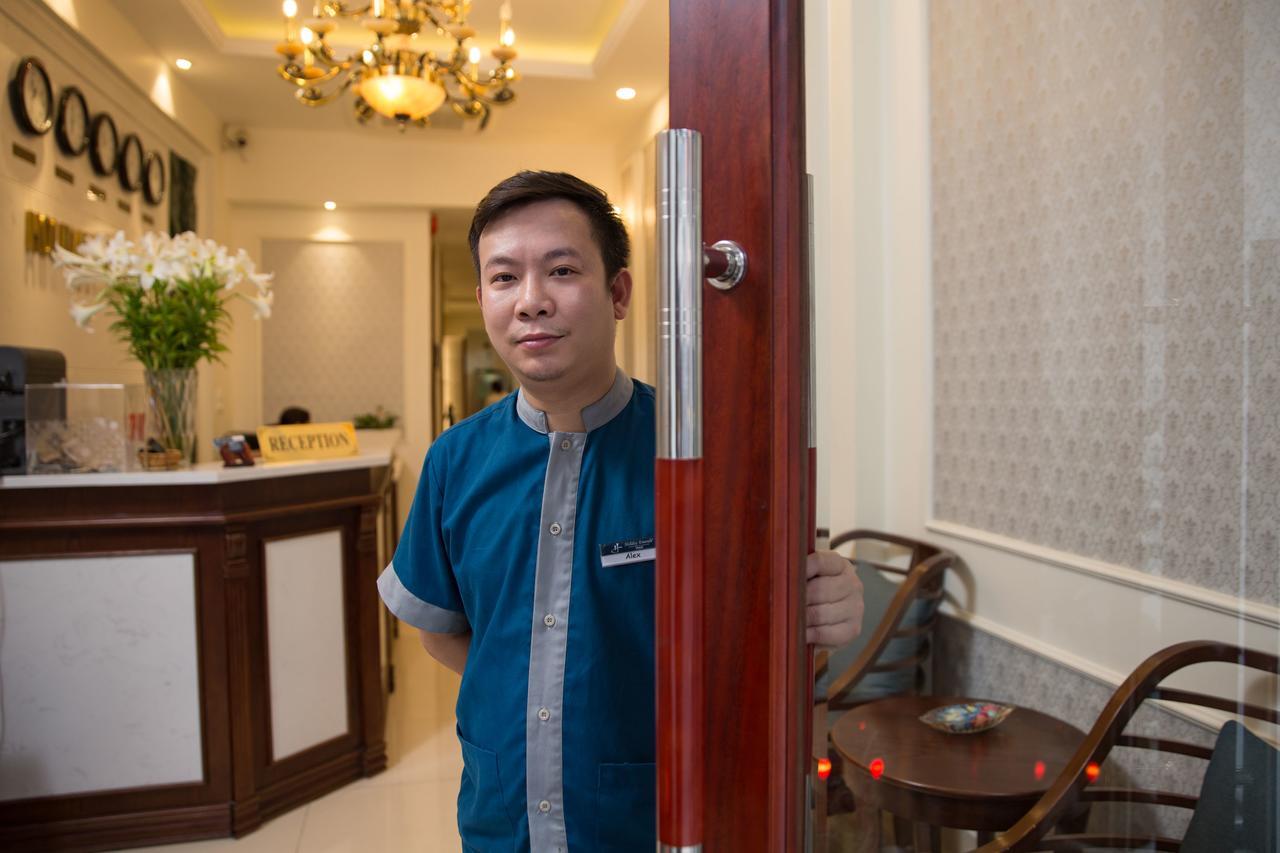 Hotel Holiday Emerald Hanoi