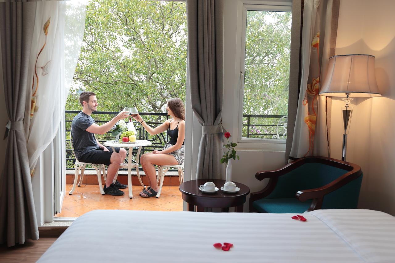 Siva Luxury & Travel Hotel 4*